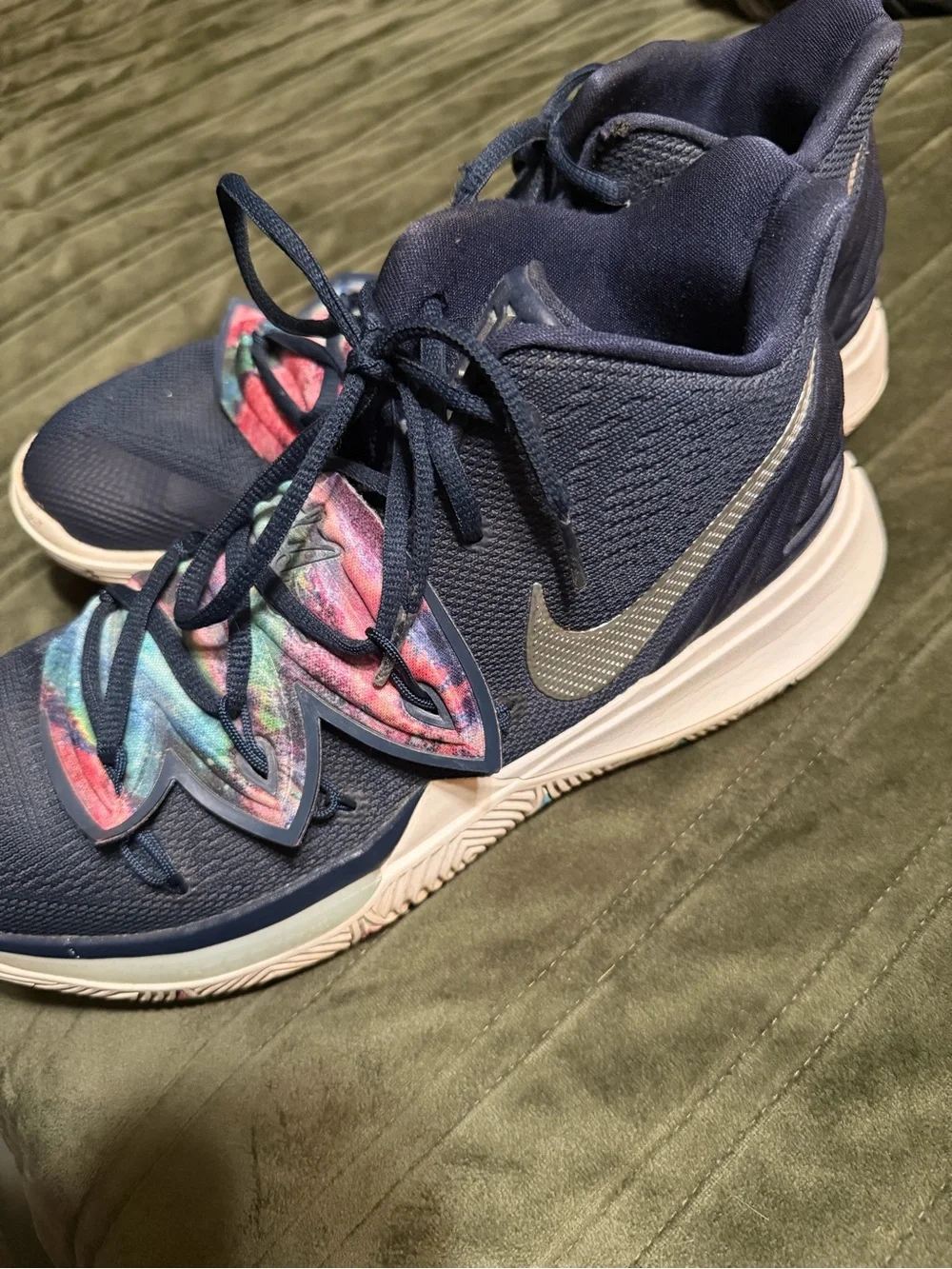 Nike Mens Kyrie 5 Shoes Multi